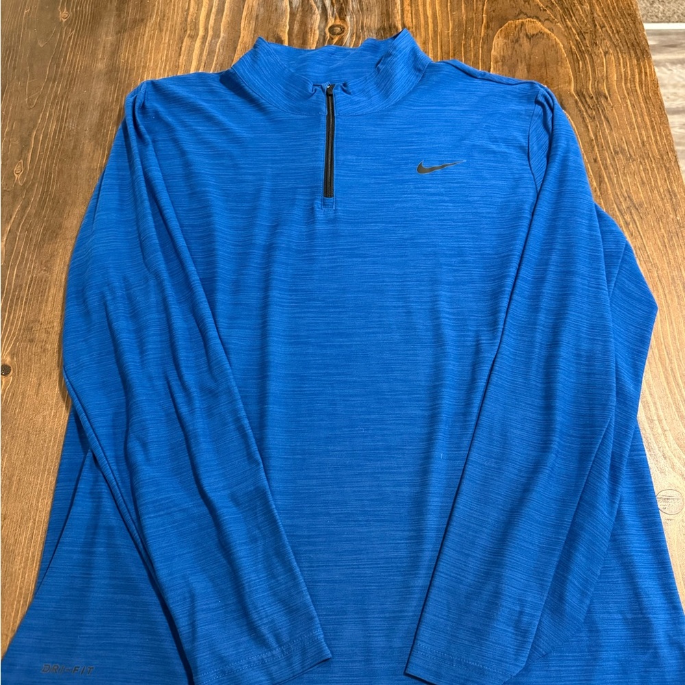 Men’s NIKE 1/4 Zip Dri-Fit Size Large